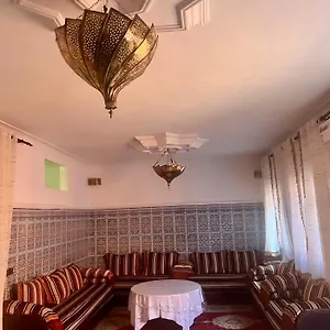 Appartement 5 Min Aeroport Avec Terrasse Et Grand, Marrakesh